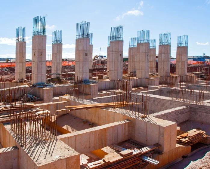 12 obras de construccion y montaje